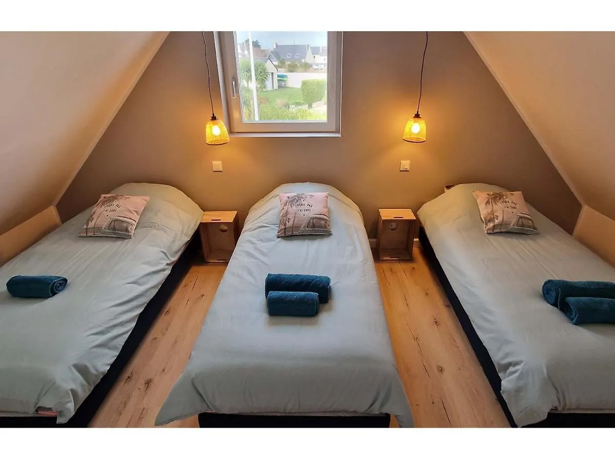Holiday home Les Portsallaises Piscine Ou Spa A 300M De La Plage Ploudalmezeau